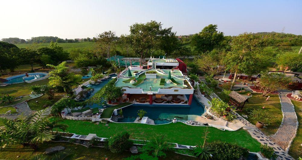 Mirabel Club Resort Jomtien Beach Exterior photo