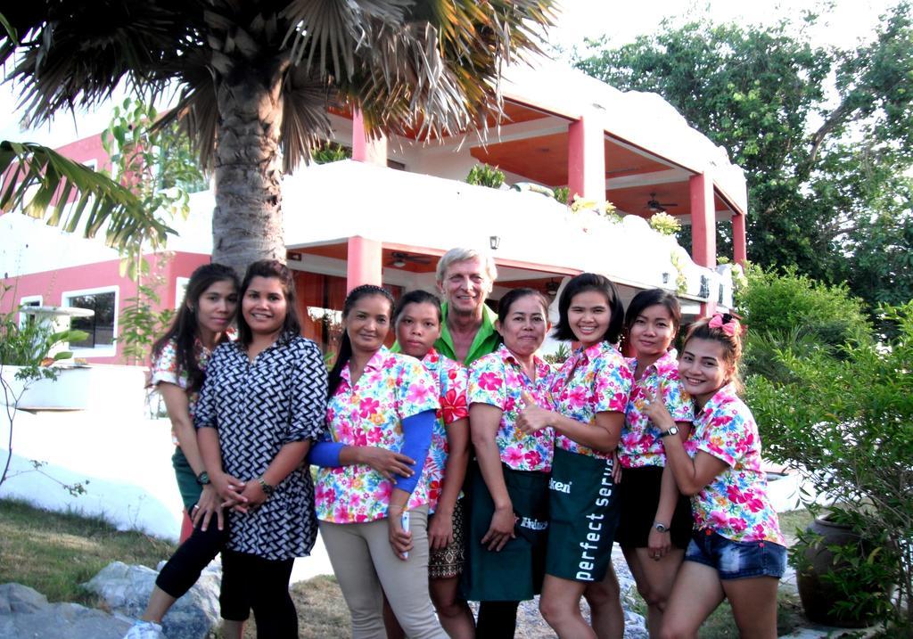 Mirabel Club Resort Jomtien Beach Exterior photo