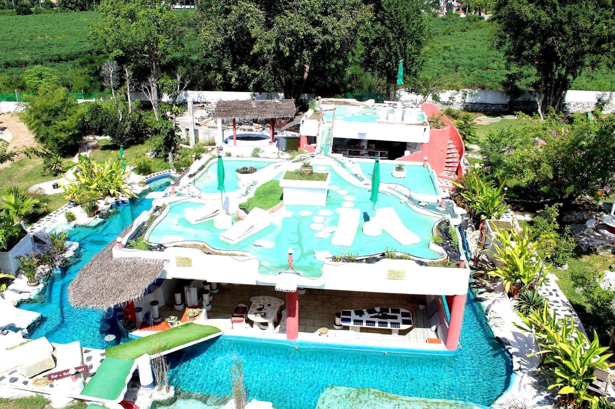 Mirabel Club Resort Jomtien Beach Exterior photo